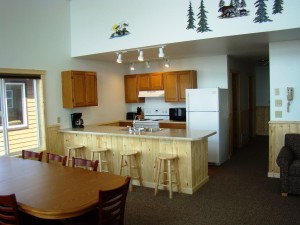 Cabin 7 toward kitchen dining